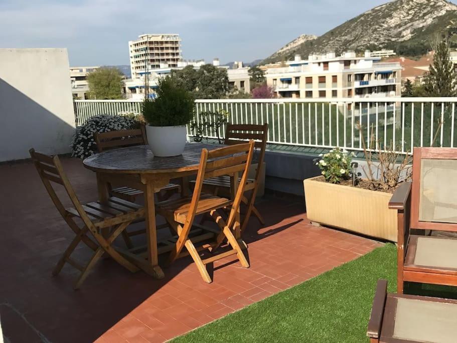 Apt Proche Des Calanques Marseille Exterior photo